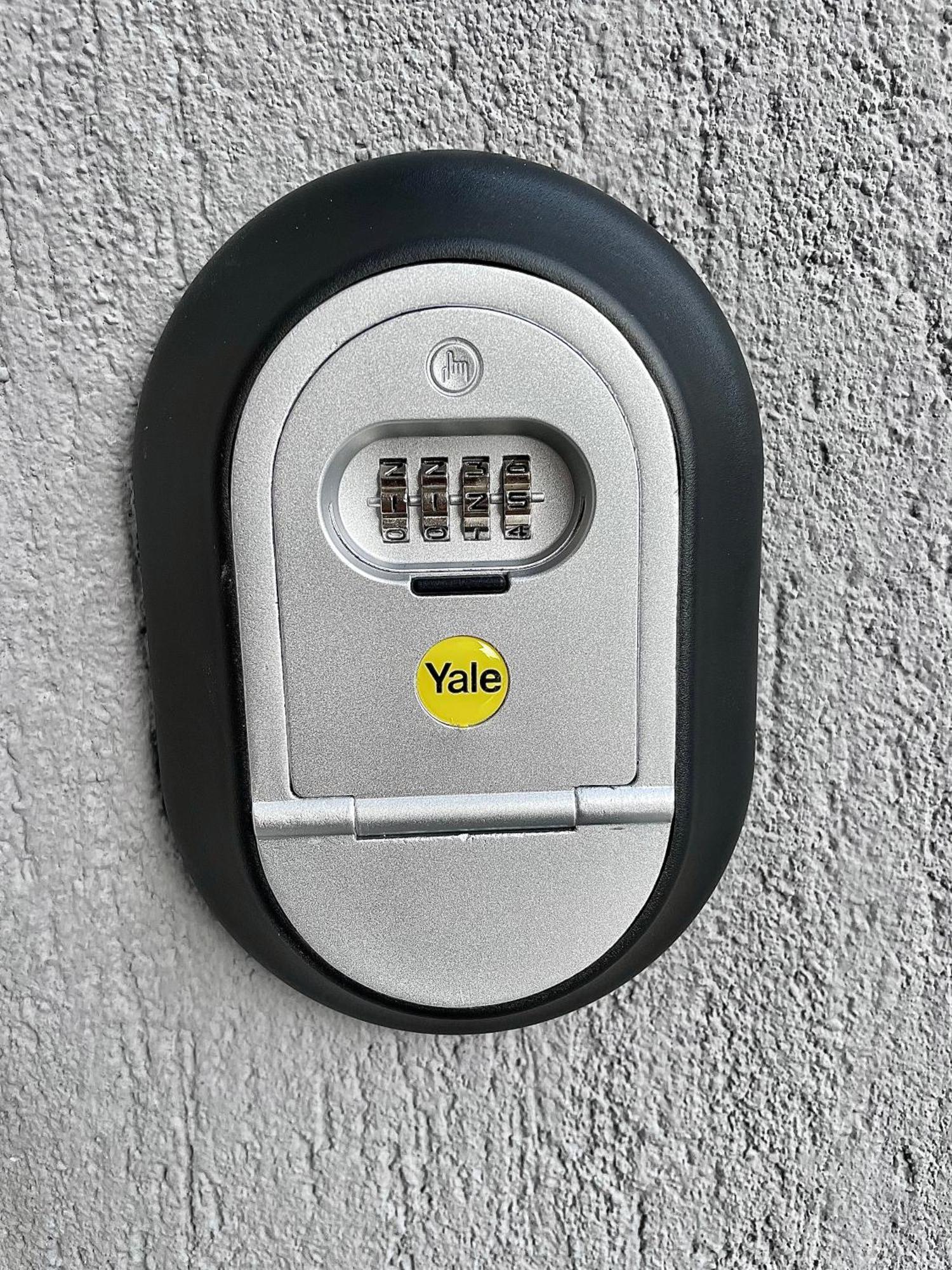 Dacia Residence Apartments Self Check-In Крайова Екстериор снимка